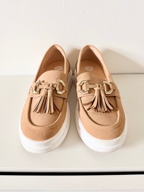 Yellow Box “Erina” Tassel Loafer with Brass Detail Slip-On Sneakers in Sz 8.5.